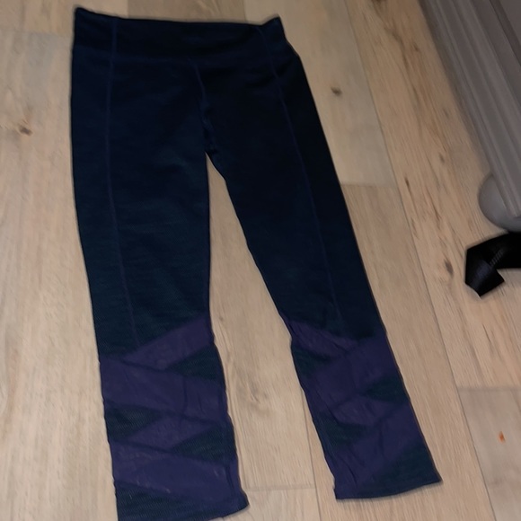 Athleta Navy Blue Crop Leggings - Picture 4 of 6